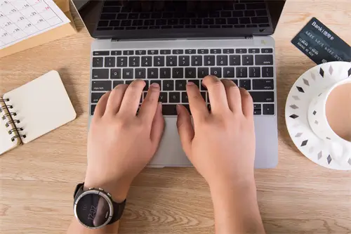 山高村美食店在哪里