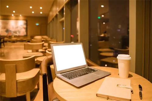 海南大金美食街在哪里